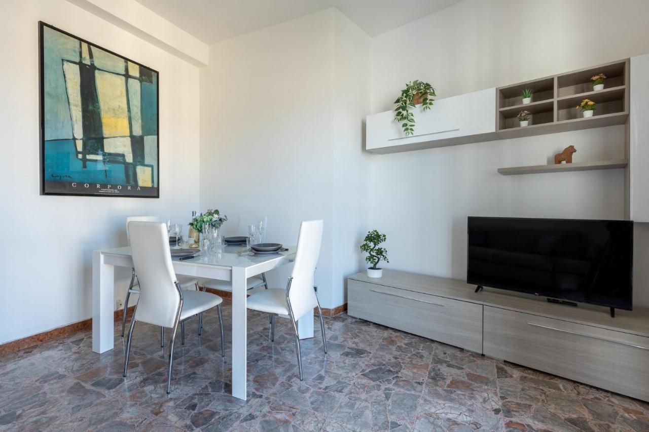 Pisa Quiet And Bright Flats With Balcony Exterior foto
