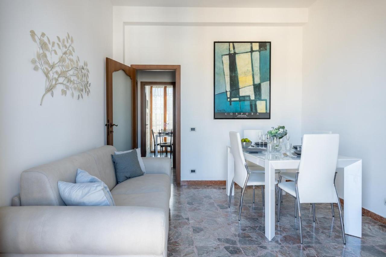 Pisa Quiet And Bright Flats With Balcony Exterior foto