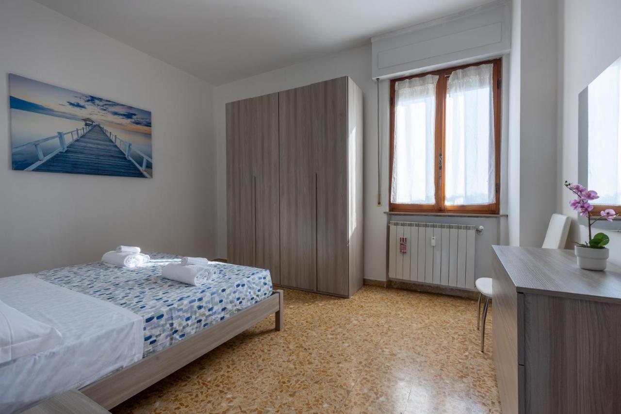 Pisa Quiet And Bright Flats With Balcony Exterior foto