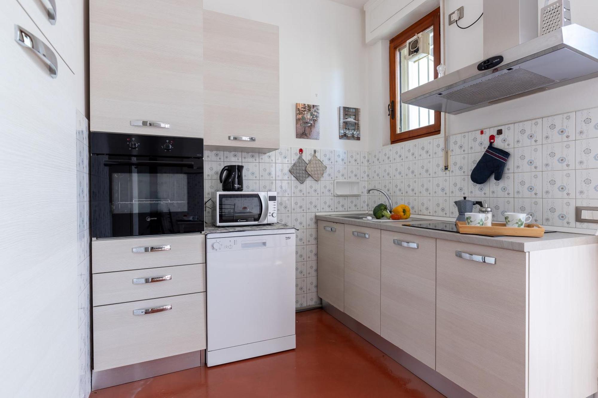 Pisa Quiet And Bright Flats With Balcony Exterior foto